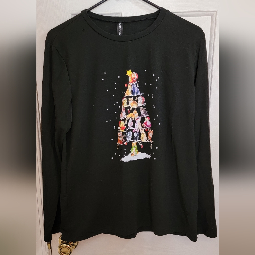 Cat christmas tree sweater